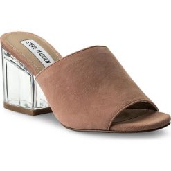 Klapki STEVE MADDEN - Dalis-C Sandal 91000921-10004-09026 Rose. Różowe klapki damskie Steve Madden, bez wzorów, z zamszu, bez obcasa, na obcasie. W wyprzedaży za 369,00 zł.