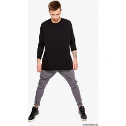 T-SHIRT BASIC Black. Czarne t-shirty męskie Pakamera, m, z aplikacjami, z elastanu, bez kołnierzyka, długie. Za 153,00 zł.