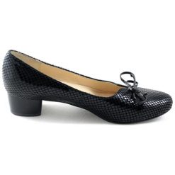 Buty ślubne damskie: Skórzane czółenka w kolorze czarnym