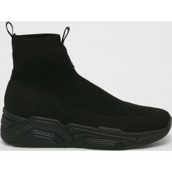 Armani Exchange - Buty. Czarne sneakersy męskie Armani Exchange, z okrągłym noskiem, bez zapięcia. W wyprzedaży za 349,90 zł.
