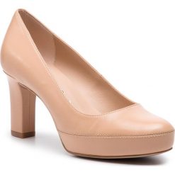 Półbuty UNISA - Numar Classic 19 Ns Sutan Napa Silk. Brązowe półbuty damskie Unisa, na co dzień, bez wzorów, ze skóry, eleganckie, bez obcasa, bez zapięcia. Za 389,00 zł.