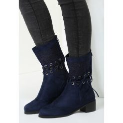 Granatowe Botki God Save The Queen. Czerwone botki damskie na obcasie marki vices. Za 49,99 zł.