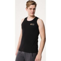 Czarna Koszulka Conductance. Czarne podkoszulki męskie Born2be, xl, z nadrukiem, z dzianiny, z okrągłym kołnierzem, bez rękawów. Za 29,99 zł.
