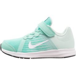 Nike Performance DOWNSHIFTER 8 PSV GK Obuwie do biegania treningowe emerald rise/white/igloo/noise. Zielone buty do biegania damskie marki Nike Performance, z materiału. Za 169,00 zł.