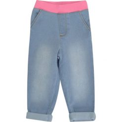 TXM Spodnie niemowlęce dziewczęce jeans 74 NIEBIESKI. Niebieskie spodnie niemowlęce TXM, bez wzorów, z jeansu. Za 24,99 zł.