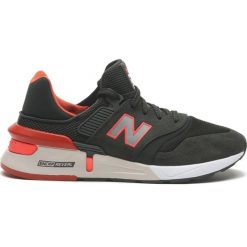 New Balance 997 Tenisówki Zielony. Zielone trampki męskie New Balance, bez wzorów, z materiału, bez zapięcia. Za 378,95 zł.