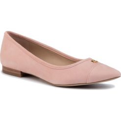 Baleriny LAUREN RALPH LAUREN - Helena 802755534004 Bal Slpr. Różowe baleriny damskie Lauren Ralph Lauren, na co dzień, bez wzorów, z zamszu, klasyczne, bez obcasa, bez zapięcia. Za 499,00 zł.