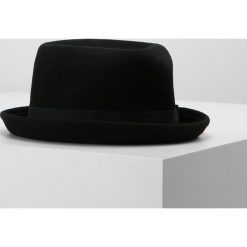 Kapelusze damskie: ONLY ONLNAYAYA BOWLER Kapelusz black