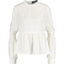 Fashion Union RAYMAN Bluzka white. Białe bez kategorii marki Fashion Union, z poliesteru. Za 139,00 zł.