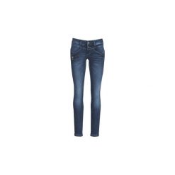 Jeansy slim fit Freeman T.Porter Coreena SDM. Niebieskie jeansy damskie marki Freeman T. Porter, bez wzorów, z jeansu. Za 439,00 zł.