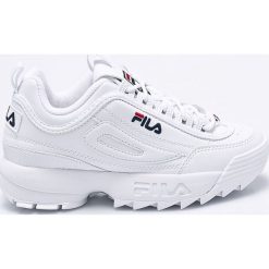 Fila - Buty Disruptor Low Wmn. Białe buty sportowe damskie Fila, bez wzorów, ze skóry, sportowe. Za 499,90 zł.