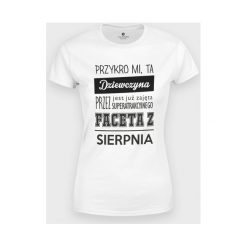 Koszulka damska Zajęta dziewczyna + Twój miesiąc. Bluzki dziewczęce MegaKoszulki, bez wzorów, z bawełny, z podwójnym kołnierzykiem, bez rękawów, bez kaptura. Za 54,90 zł.