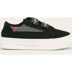 Levi's - Tenisówki. Czarne trampki i tenisówki damskie Levi's®, bez wzorów, z gumy, bez zapięcia. W wyprzedaży za 159,90 zł.