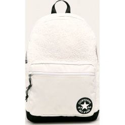 Converse - Plecak. Białe plecaki damskie Converse, w paski, z poliesteru. W wyprzedaży za 159,90 zł.