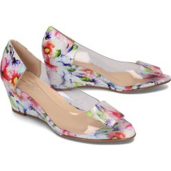 BRENDA ZARO T3149 multi, czółenka damskie. Koturny damskie Brenda Zaro, bez wzorów, bez obcasa, na koturnie. Za 499,90 zł.