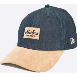 New Era - Czapka Densuede. Niebieskie czapki męskie marki New Era. W wyprzedaży za 99,90 zł.