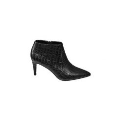 Czarne botki damskie Star Collection na obcasie. Czarne botki damskie ze skóry, retro, bez obcasa, na obcasie, na zamek. Za 69,00 zł.