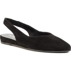 Sandały TAMARIS - 1-29406-24 Black 001. Czarne klapki damskie Tamaris, bez wzorów, z zamszu, bez obcasa, na obcasie. W wyprzedaży za 159,00 zł.