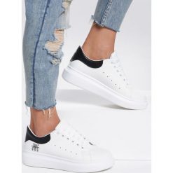 Czarne Sneakersy Typology. Czarne półbuty damskie Inny. Za 64,99 zł.