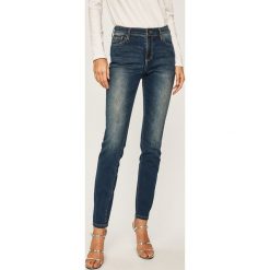 Armani Exchange - Jeansy J01. Szare jeansy damskie Armani Exchange, bez wzorów, z elastanu. Za 399,90 zł.