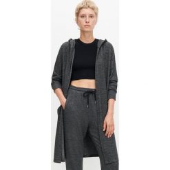 Dzianinowa bluza -. Bluzy damskie Reserved, s, bez wzorów, z dzianiny, bez rękawów, bez kaptura. Za 89,99 zł.