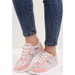 Różowe Buty Sportowe Good Times. Czerwone buty sportowe damskie Born2be, moro, z materiału. Za 59,99 zł.