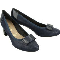 BIOECO BY ARKA BI 5180 728 355 granatowy, czółenka damskie. Niebieskie czółenka damskie Bioeco by Arka, bez wzorów, ze skóry, bez obcasa, na obcasie. Za 259,90 zł.