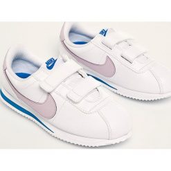 Nike Kids - Buty dziecięce 904767. Czarne trampki chłopięce Nike Kids, bez wzorów, ze skóry ekologicznej, sportowe, z okrągłym noskiem, bez zapięcia. Za 229,90 zł.