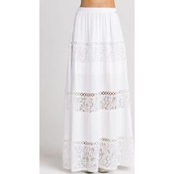 SPÓDNICA URSULA GUESS. Białe spódniczki damskie Guess, s, w koronkowe wzory, z koronki, krótkie, mini. Za 340,00 zł.