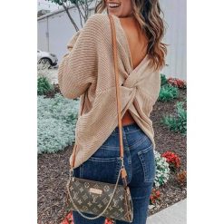 Sweter damski TALIKA BEIGE. Brązowe bluzy damskie IVET, bez wzorów, z jeansu, eleganckie, bez rękawów, bez kaptura. W wyprzedaży za 49,00 zł.