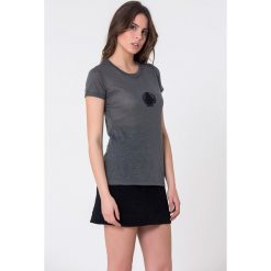 T-shirty damskie: T-shirt w kolorze grafitowym
