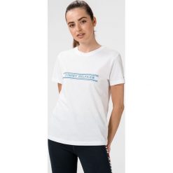 Tommy Hilfiger Violet Koszulka Biały. Białe koszulki damskie TOMMY HILFIGER, l, z nadrukiem, z bawełny, bez kołnierzyka, z krótkim rękawem. Za 135,95 zł.