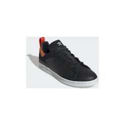 Buty adidas STAN SMITH. Czarne trampki męskie Adidas, bez wzorów, bez zapięcia. Za 499,00 zł.