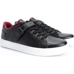 Guess Sneakersy "Luiss Bold". Sneakersy męskie Guess, bez zapięcia. Za 319,00 zł.
