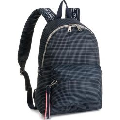 Plecak TOMMY JEANS - Tjm Logo Tape Ripstop Backpack AM0AM04925 496. Niebieskie torby męskie skórzane Tommy Jeans, bez wzorów, z jeansu. Za 399,00 zł.