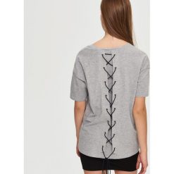 Odzież damska: T-shirt oversize – Jasny szar