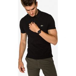 Lacoste Polo Koszulka Czarny. Czarne podkoszulki męskie Lacoste, l, bez wzorów, z bawełny, polo, bez rękawów. Za 395,95 zł.