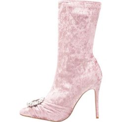 Botki damskie lity: Public Desire DISTINCT Botki na obcasie glitter pink