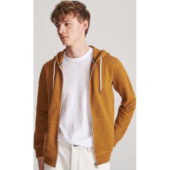 Rozpinana bluza z kapturem - Brązowy. Pomarańczowe bluzy męskie Reserved, s, bez wzorów, z kapturem, bez rękawów, z kapturem. W wyprzedaży za 69,99 zł.
