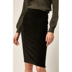 Only - Spódnica. Czarne spódniczki damskie ONLY, na co dzień, s, bez wzorów, z elastanu, casualowe, mini, ołówkowe. W wyprzedaży za 59,90 zł.
