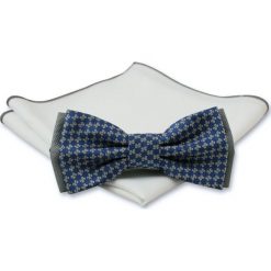 Stylowa mucha z poszetką - Chattier, Męska - Niebieska ze Wzorem MUCH0332. Niebieskie muszki męskie Chattier, na imprezę, w paski, eleganckie. Za 44,00 zł.