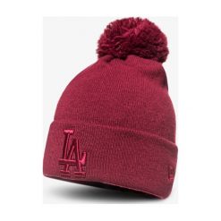 New Era Czapka Zimowa Esnl Bob Knit Losdod Car , czarny, rozmiar ONE SIZE. Czarne czapki damskie New Era, na zimę, z haftami, z materiału. W wyprzedaży za 99,99 zł.