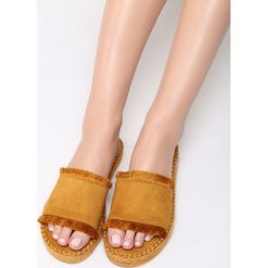 Żółte Klapki Chiffon. Żółte klapki damskie Born2be, w paski. Za 59,99 zł.