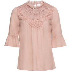 Bluzka z koronką bonprix stary jasnoróżowy. Różowe bluzki damskie bonprix, w koronkowe wzory, z koronki, retro, bez kołnierzyka, bez rękawów. Za 44,99 zł.