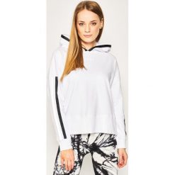 Bluza DKNY Sport DP0T7255. Białe bluzy sportowe damskie DKNY Sport, m, bez wzorów, z bawełny, bez rękawów, bez kaptura. Za 349,00 zł.