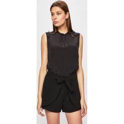 Calvin Klein Jeans - Top. Czarne bluzki damskie Calvin Klein Jeans, s, bez wzorów, z wiskozy, z okrągłym kołnierzem. W wyprzedaży za 219,90 zł.