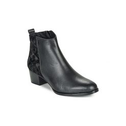 Botki So Size GUILERMO. Czarne botki damskie So Size, bez obcasa, bez zapięcia. Za 529,00 zł.