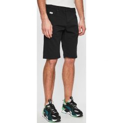 Produkt by Jack & Jones - Szorty. Czarne spodenki i szorty męskie PRODUKT by Jack & Jones, xl, bez wzorów, z elastanu, casualowe. W wyprzedaży za 69,90 zł.