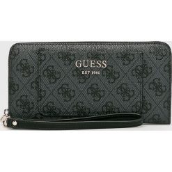 Guess Jeans - Portfel Kathryn. Pomarańczowe portfele damskie Guess Jeans, z aplikacjami, z poliesteru. Za 279,90 zł.