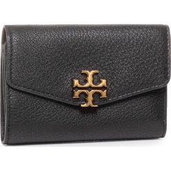 Duży Portfel Damski TORY BURCH - Kira Mixed 55340 Black 001. Czarne portfele damskie Tory Burch, bez wzorów, ze skóry. W wyprzedaży za 659,00 zł.